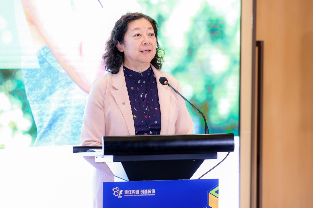 康宝莱中国对外事务副总裁董瑞萍发言.jpg 康宝莱中国对外事务副总裁董瑞萍发言.jpg